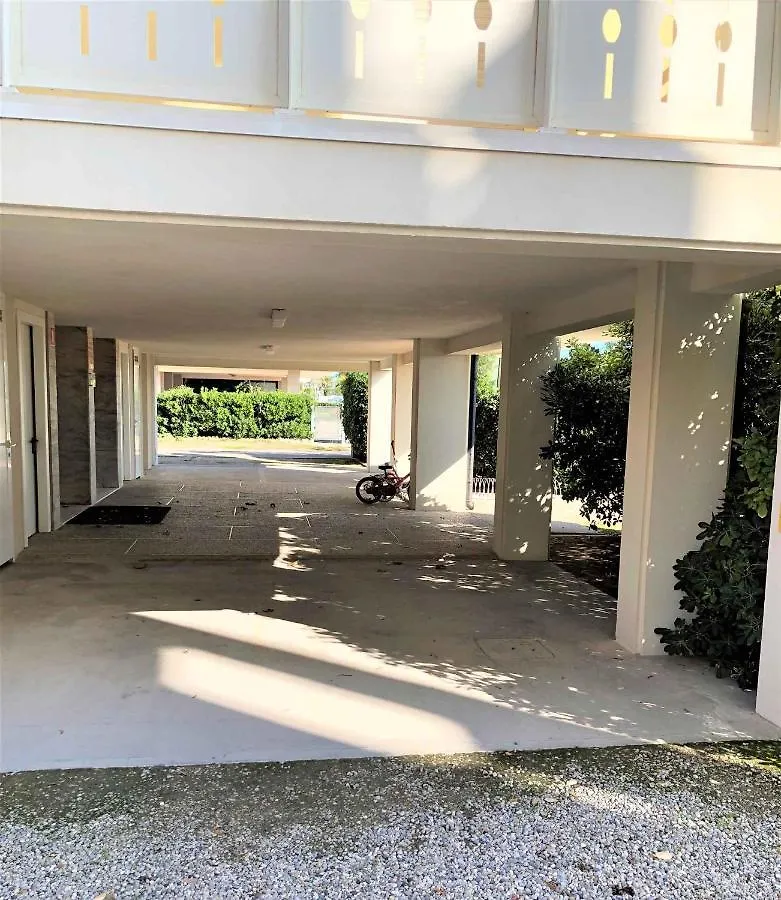 Apartments In Bibione 38280 Italy
