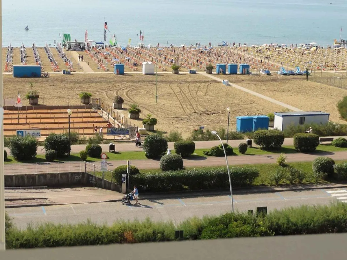 Apartments In Bibione 38280 İtalya